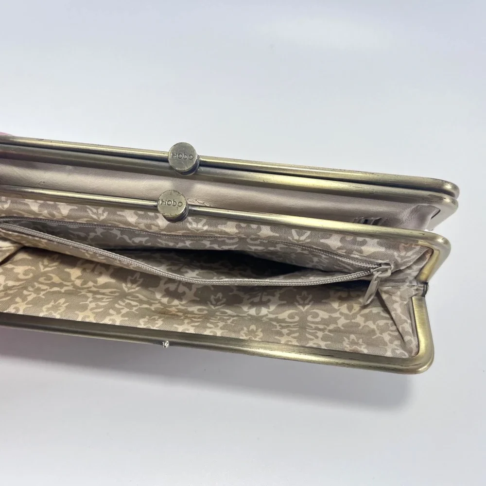 Hobo Double Frame Embossed Leather‎ Clutch Lauren Wallet In Off-White
